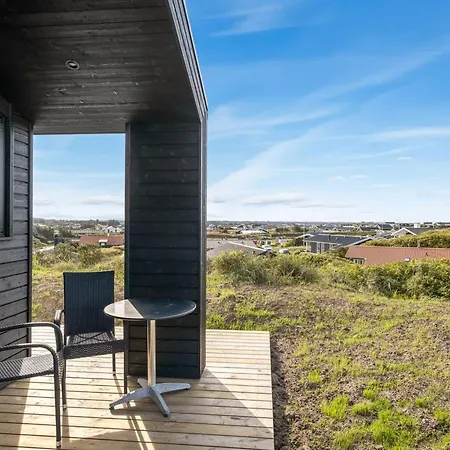 Odeta - 150m From The Sea By Interhome Lokken
